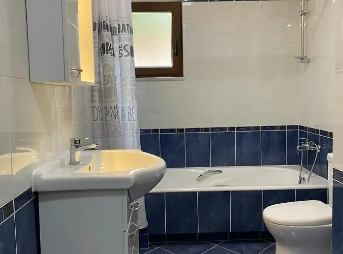 αρτέμιδα Karpenísion