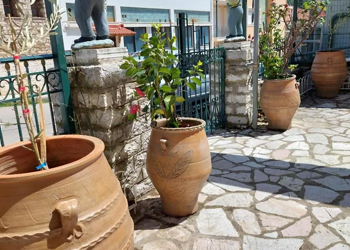 αρτέμιδα * Karpenísion